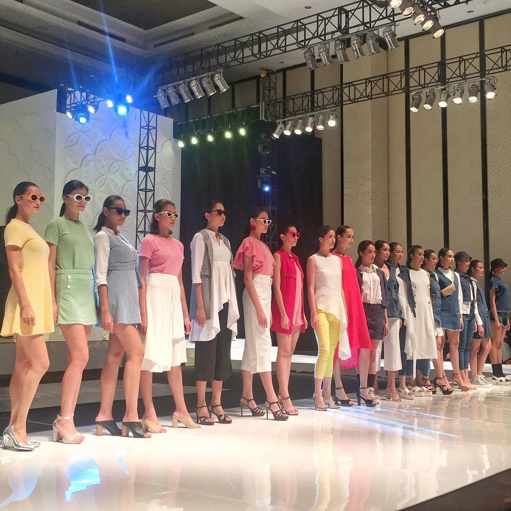 FASHIONality 2018: Carla Clothing Hadirkan 71 Busana yang Super Chic!