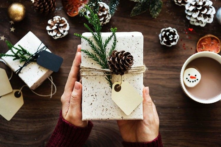 5 Rekomendasi Kado Natal untuk Pacar, Manis dan Bikin Makin Sayang