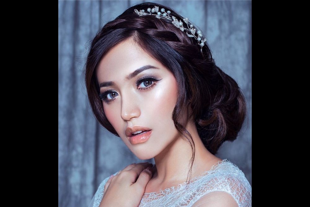 7 Gaya Makeup Menawan a la Jessica Iskandar, Kece Abis!