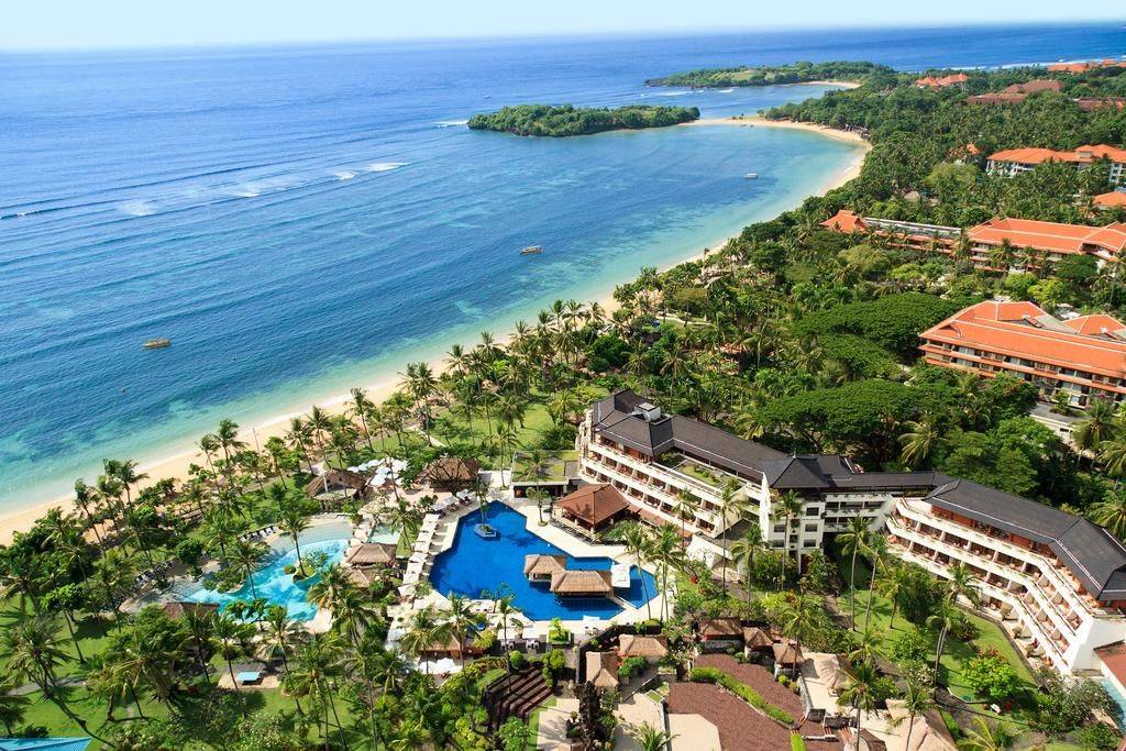 7 Wisata Pantai Terbaik di Indonesia