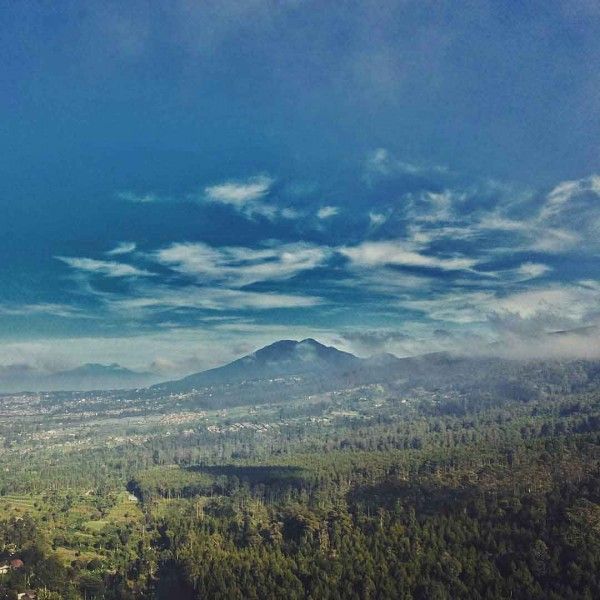 15 Destinasi Wisata Alam di Bandung Terbaru