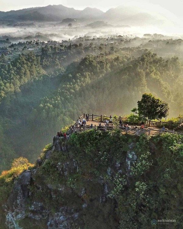 15 Destinasi Wisata Alam di Bandung Terbaru