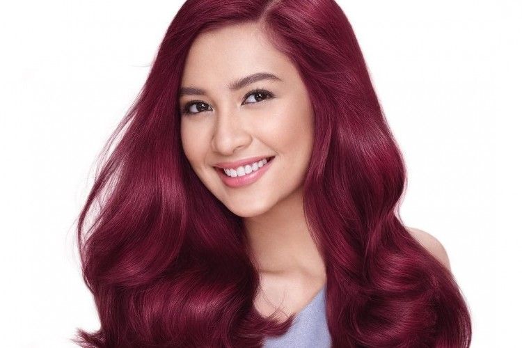 Warna rambut merah maroon