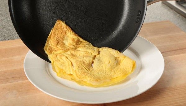 Cara Membuat Omelet Perancis yang Sempurna