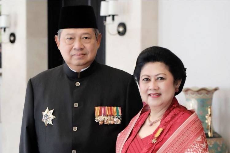 Penuh Haru, Ini Suasana Pemakaman Ani Yudhoyono di TMP Kalibata