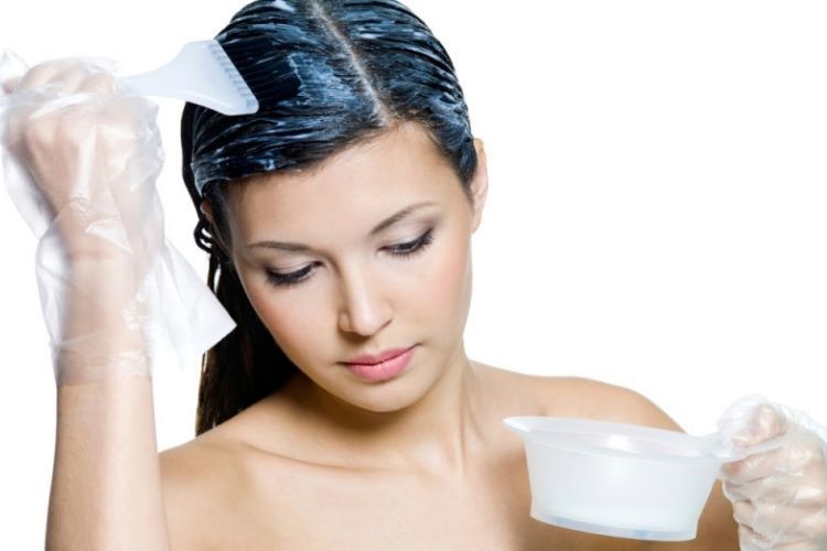 7 Tips Ampuh untuk Mengatasi Masalah Rambut Kering