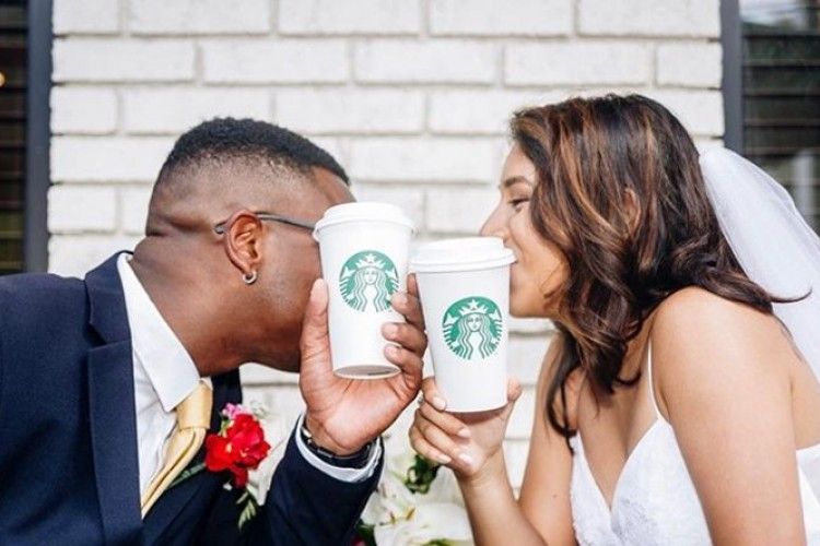 Starbucks Wedding, Saat Banyak Pasangan Memilih Menikah di Kedai Kopi
