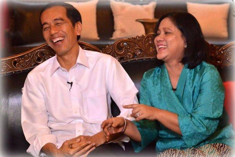 10 Potret Perjalanan Cinta Jokowi Dan Iriana, Hangat Dan Sederhana