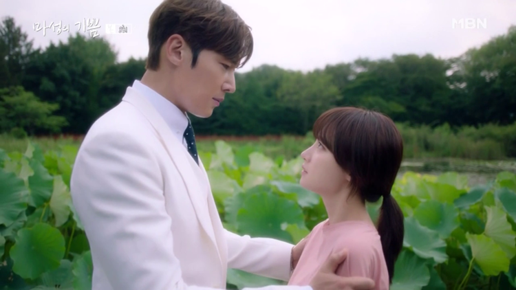 13 Kutipan Super Romantis dari Drama Korea yang Bikin Hati Berbunga