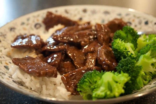 10 Resep Olahan Daging Sapi Sederhana dan Lezat