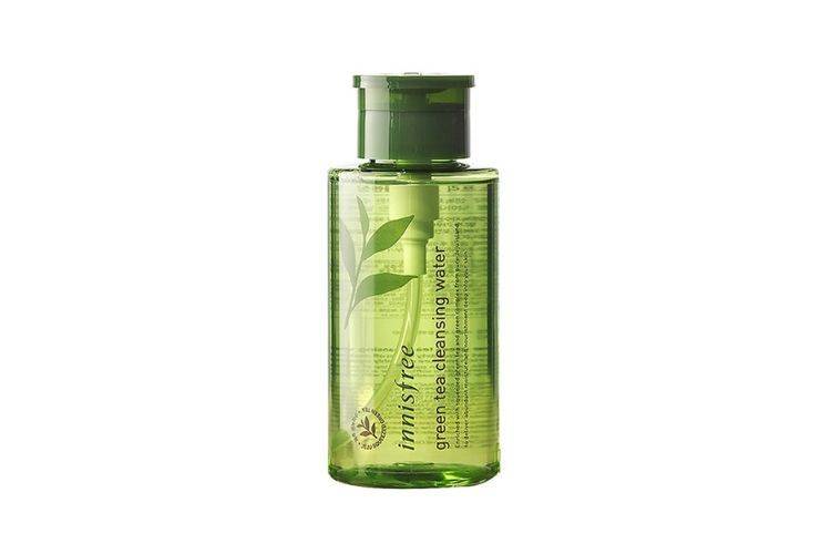 7 Rekomendasi Micellar Water untuk Kulit Berjerawat
