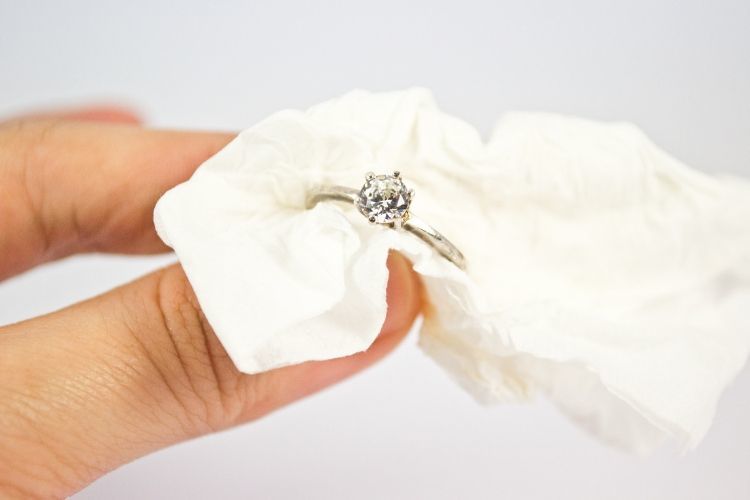 How to Clean Expensive Rings