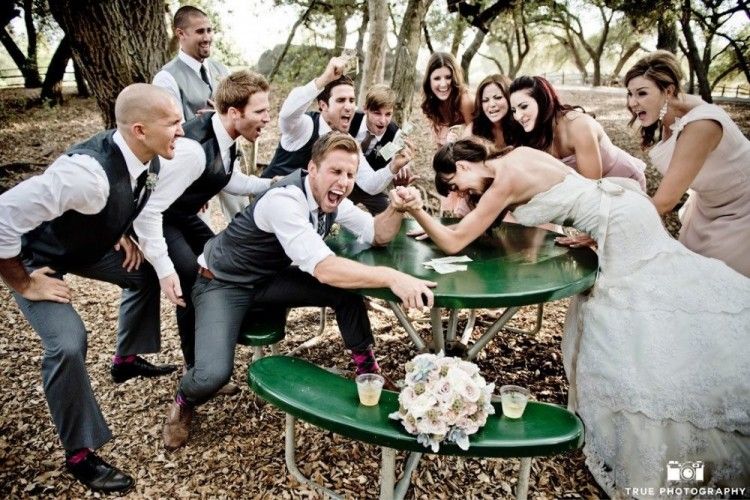 Kocak! Ini 12 Foto Pernikahan yang Menggelitik dan Nggak Disangka
