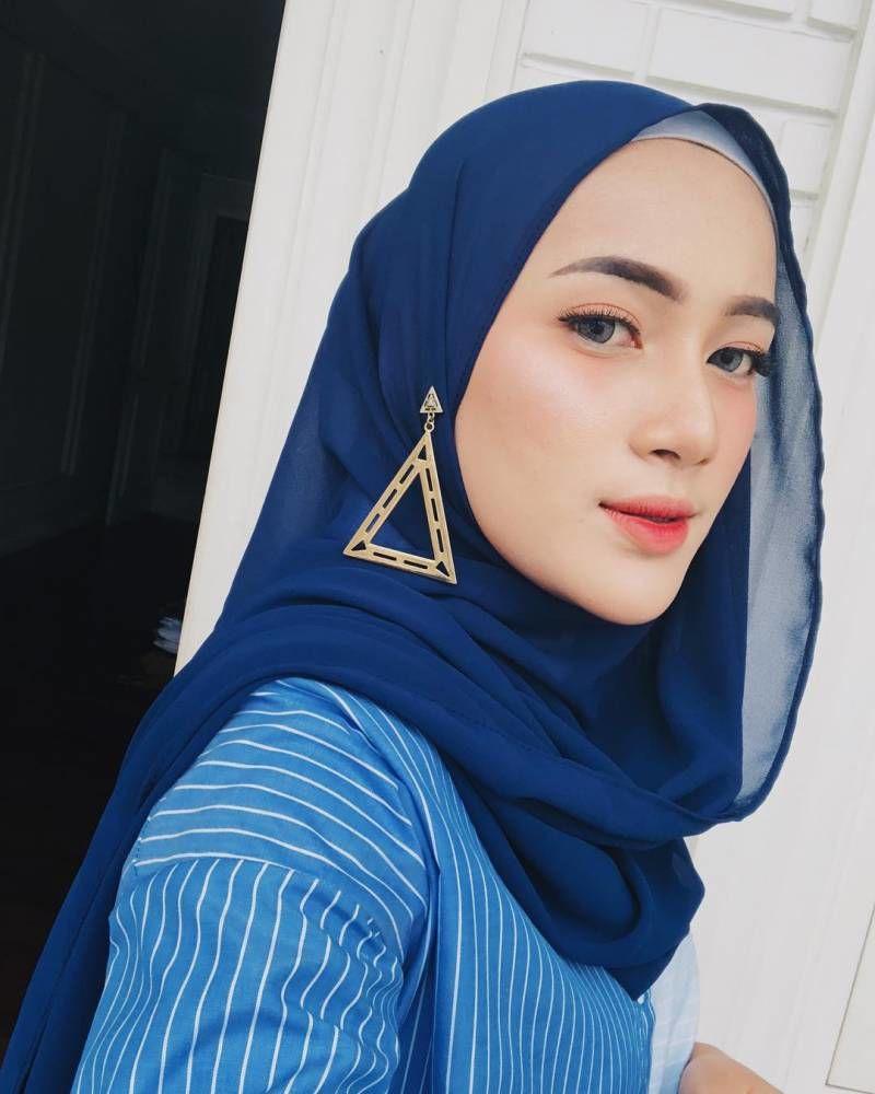 Trend Fashion untuk Busana Muslim yang Paling Kekinian, Wajib Coba!