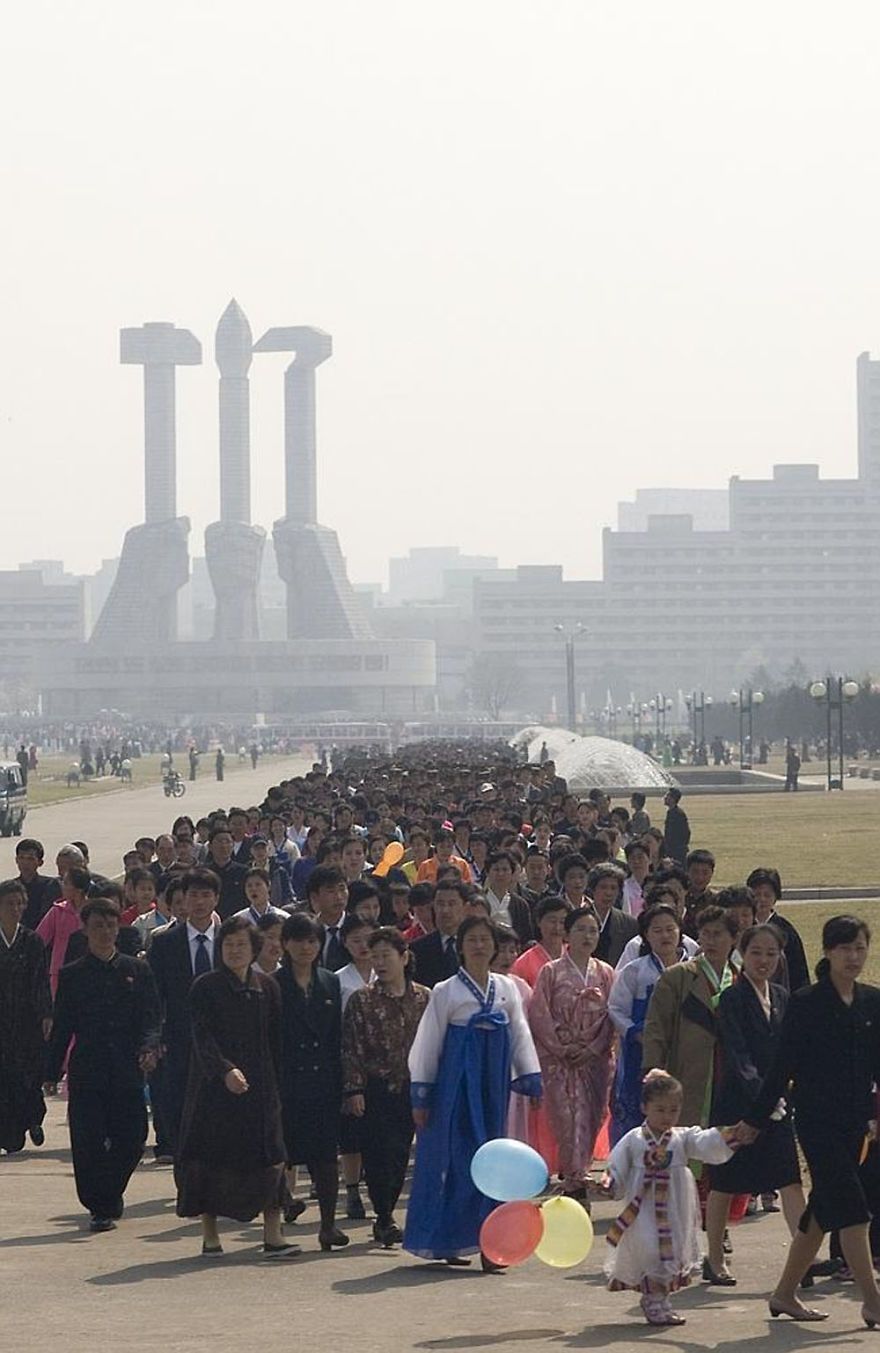 Bikin Sedih, 12 Foto Terlarang di Korea Utara Ini Bocor ke Internet