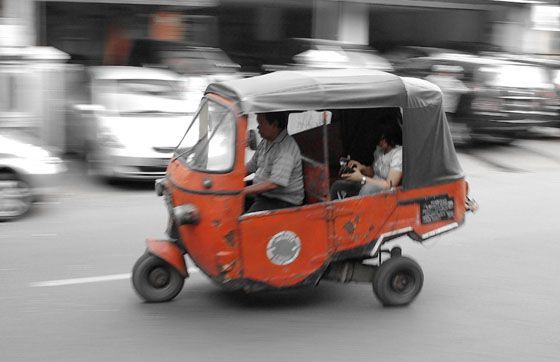 Transportasi Ikonik Indonesia yang Sudah Jarang Terlihat di Kota Besar