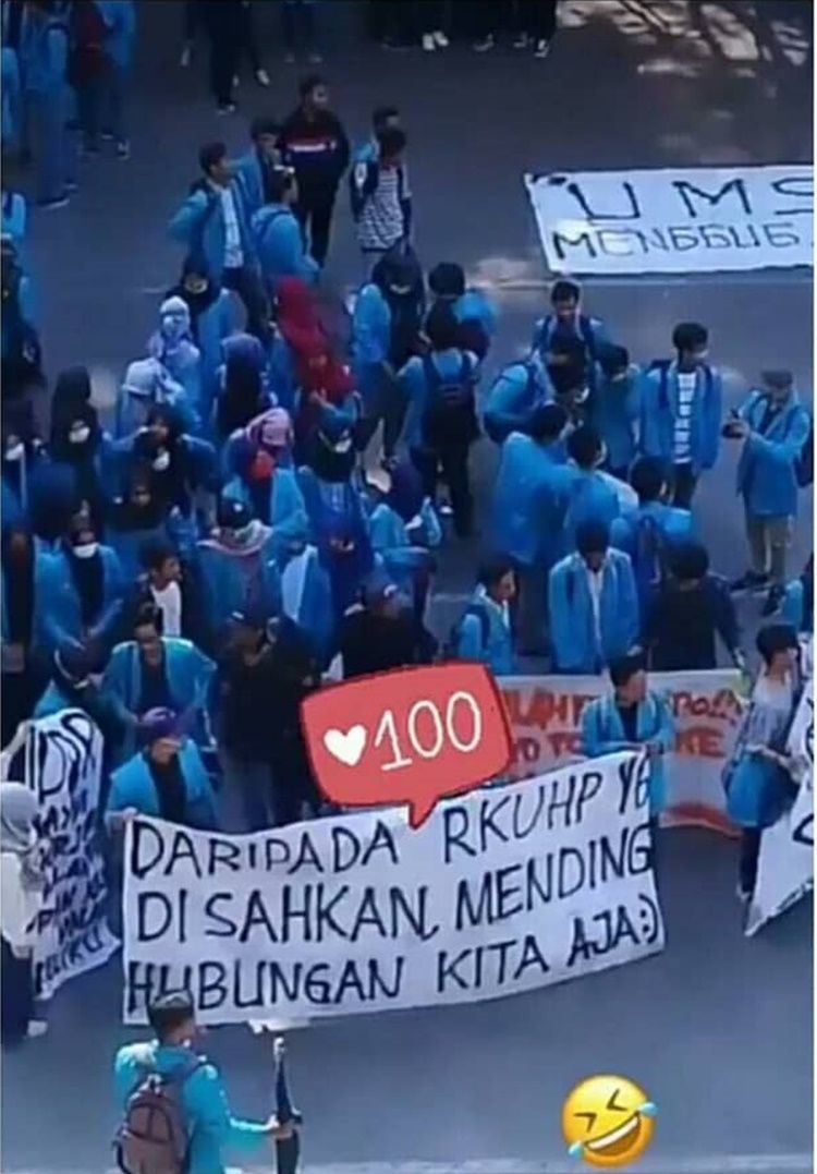 8 Poster Kocak Demo Mahasiswa Yang Jadi Ajang Curcol Soal Gebetan