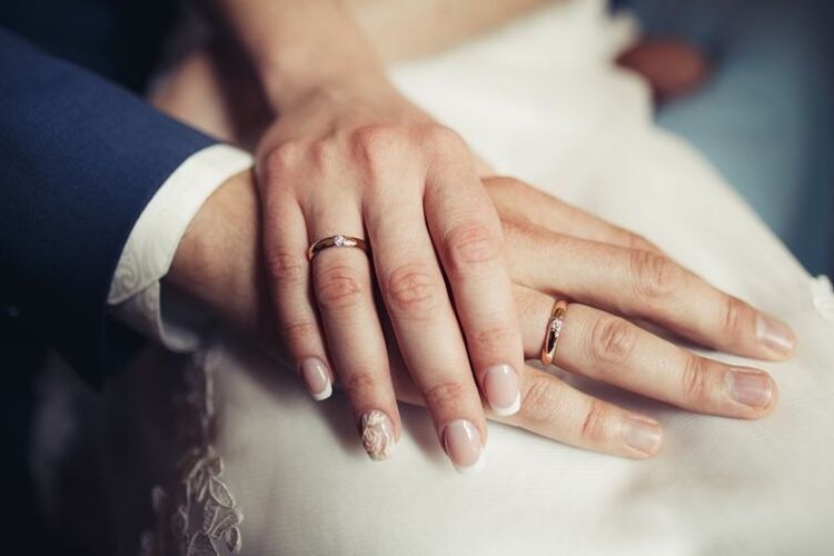 5 Jenis Logam untuk Cincin Pernikahan