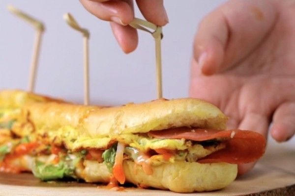 Resep Membuat Roti John yang Praktis dan Enak