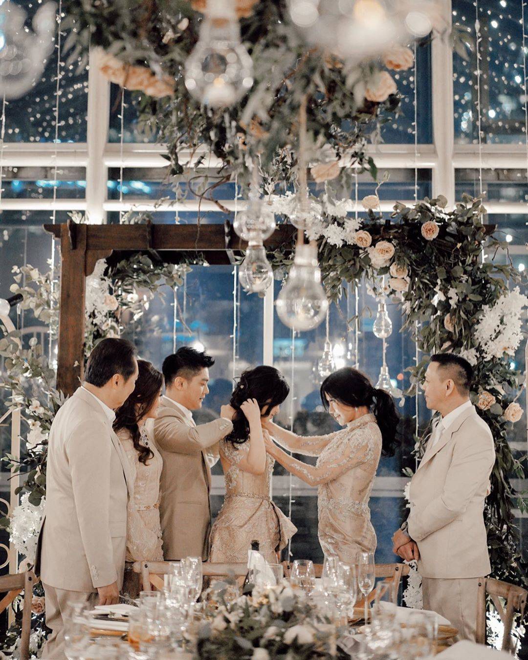 Penuh Haru, Inilah Potret Momen Lamaran dan Prewedding Boy William