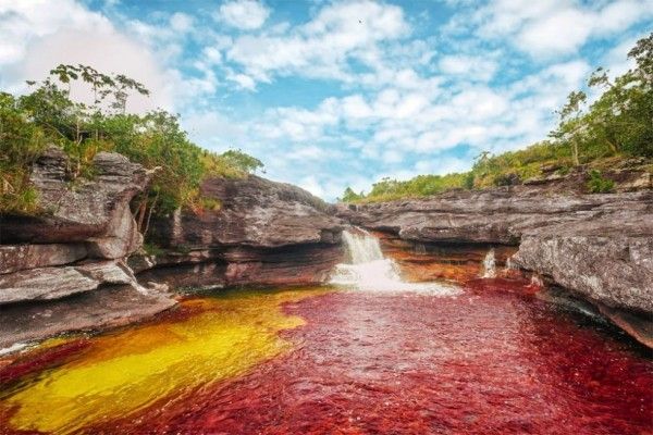 15 Potret Wisata Alam Paling Indah di Dunia, Serasa di Negeri Dongeng