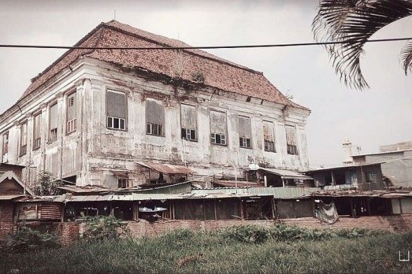 10 Lokasi Wisata Horor di Surabaya, Berani Uji Nyali di Sini?