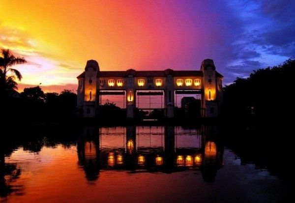 10 Lokasi Wisata Horor di Surabaya, Berani Uji Nyali di Sini?