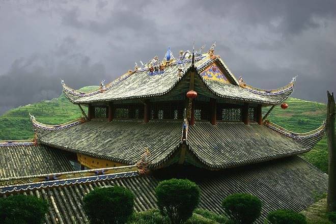 10 Tempat Dulunya Ramai Sekarang Terbengkalai