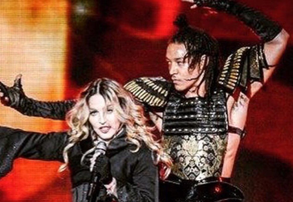 Wow, Pacar Baru Madonna Usianya 36 Tahun Lebih Muda