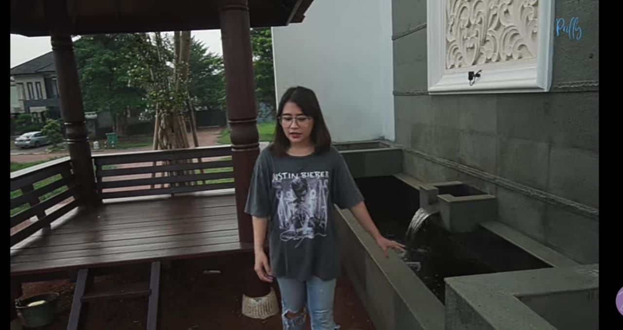 Punya 4 Lantai Ini 20 Potret Rumah  Super Mewah Prilly  