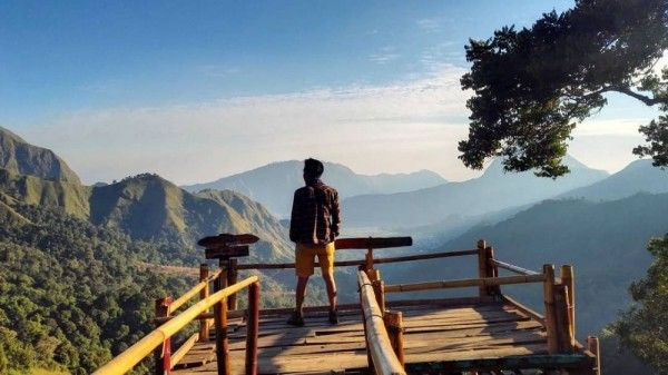 Tak Hanya Pantai, Lombok Juga Punya 6 Lokasi Wisata Ini Lho!