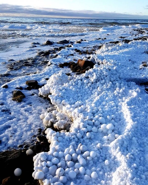 Langka dan Aneh, Fenomena Musim Dingin di Finlandia Ramai di Internet