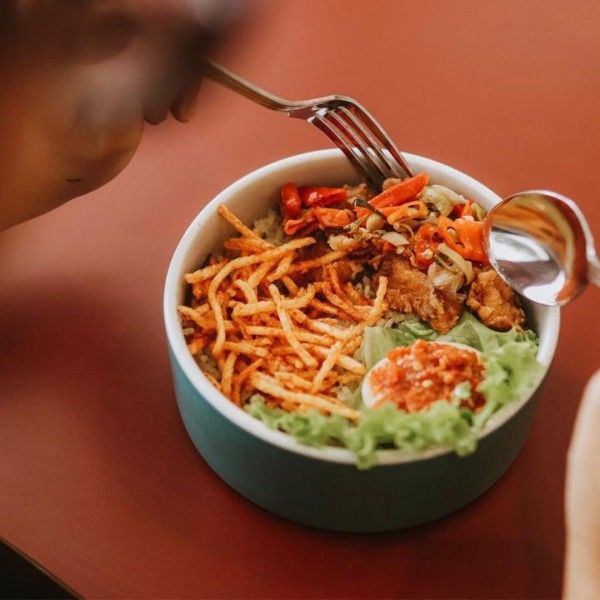 Nggak Capek Antre, Deretan Kuliner Hits Ini Bisa Kamu Pesan Online