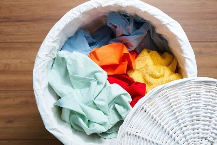 Anti Luntur, Begini Cara Mencuci Baju yang Benar