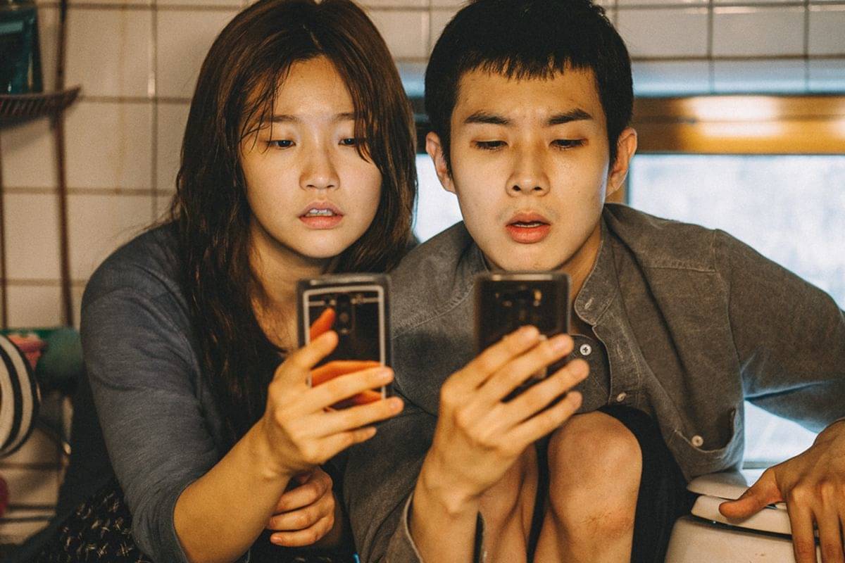 7 Film Choi Woo Shik yang Perlu Kamu Tonton di Layar Kaca