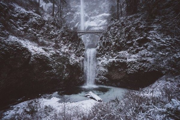 6 Air Terjun Menakjubkan yang Layak Masuk ke dalam Wishlist Liburanmu