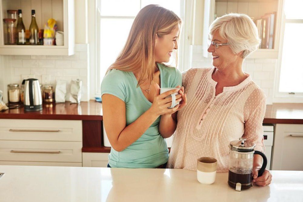 Девушка привела парня маме. Mother-in-Law and daughter-in-Law working.