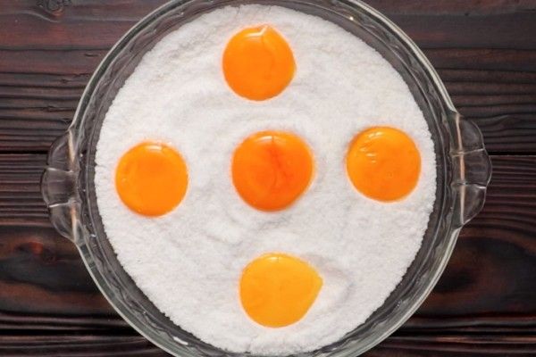 Cara Membuat Egg Yolk