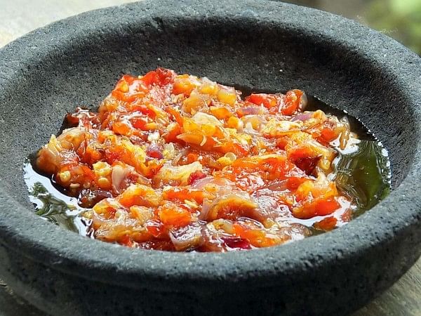 Mudah! Ini Resep Sambal Matah dan Sambal Bawang yang Gurih dan Nikmat