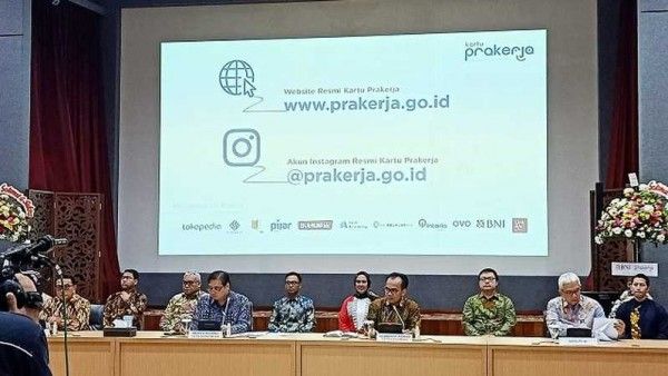 Imbas Corona, Jokowi Mempercepat Perilisan Kartu Pra Kerja 