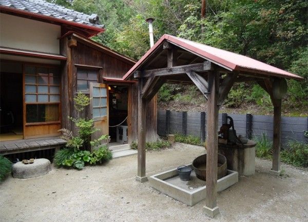 Rumah di Jepang Ini Terinspirasi dari Film Animasi My Neighbour Totoro