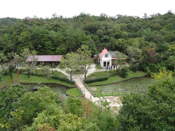 Rumah di Jepang Ini Terinspirasi dari Film Animasi My Neighbour Totoro