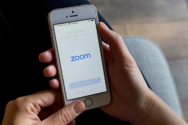 Hati-Hati Zoombombing, Ini 7 Alasan Kenapa Zoom Tidak Aman Digunakan