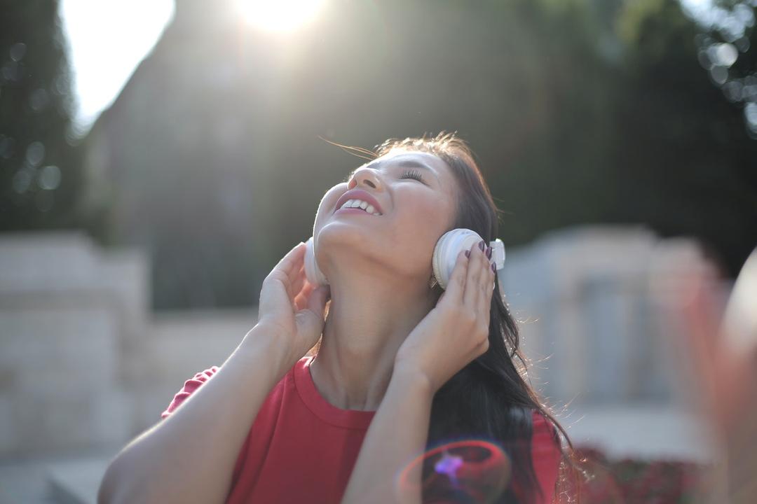 Mengapa Pikiran Positif Dapat Memperpanjang Usia