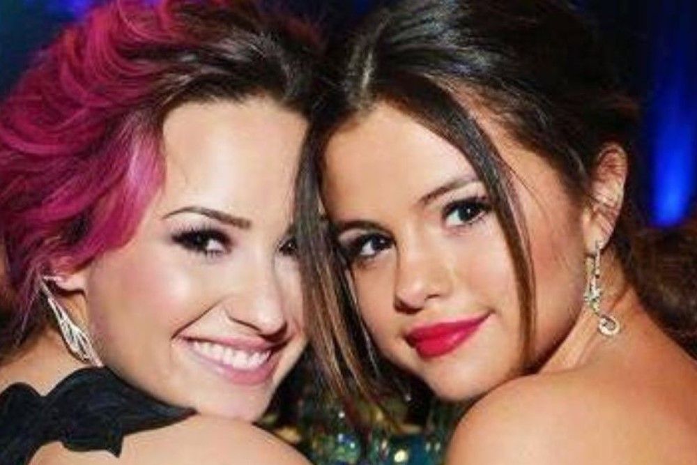 Kisah Selena Gomez & Demi Lovato, Dulunya Bersahabat Kini Bukan Teman