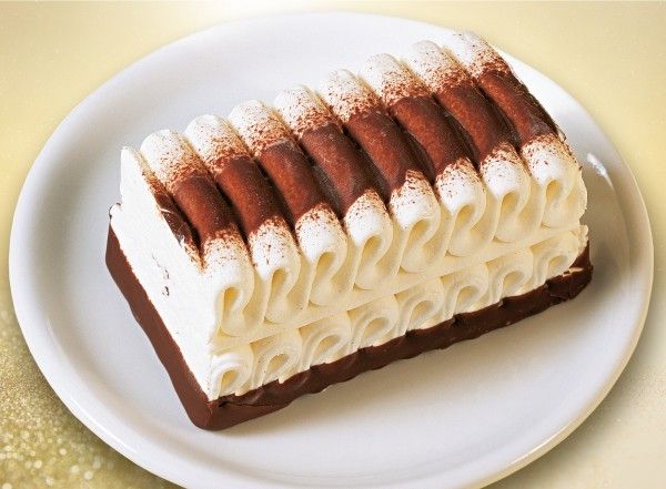 Social Distancing? Yuk, Bikin Es Krim Legendaris Viennetta di Rumah