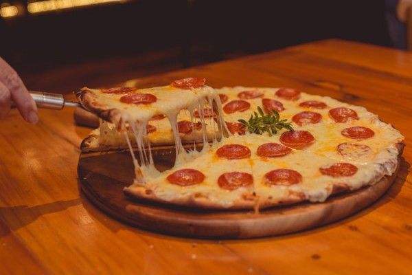 Cara Mudah Membuat Pizza di Rumah dengan Teflon 