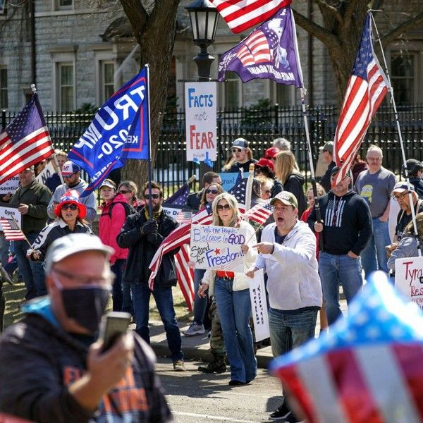 10 Foto Demonstrasi Menolak Lockdown & Penggunaan Masker di Texas AS