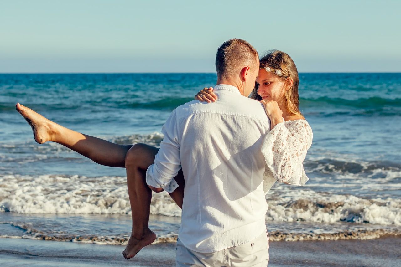 Hindari Perselingkuhan! 7 Tips Jaga Kesetiaan dalam Pernikahan