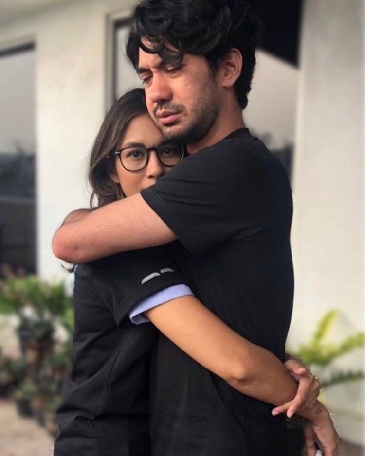 Friendship Goals 10 Foto Kedekatan Reza Rahadian Dengan Artis Cewek